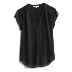 EUC Stitch fix textured chiffon blouse